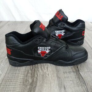 Vintage Chicago Bulls Converse Shoes Sneakers Men's size 10